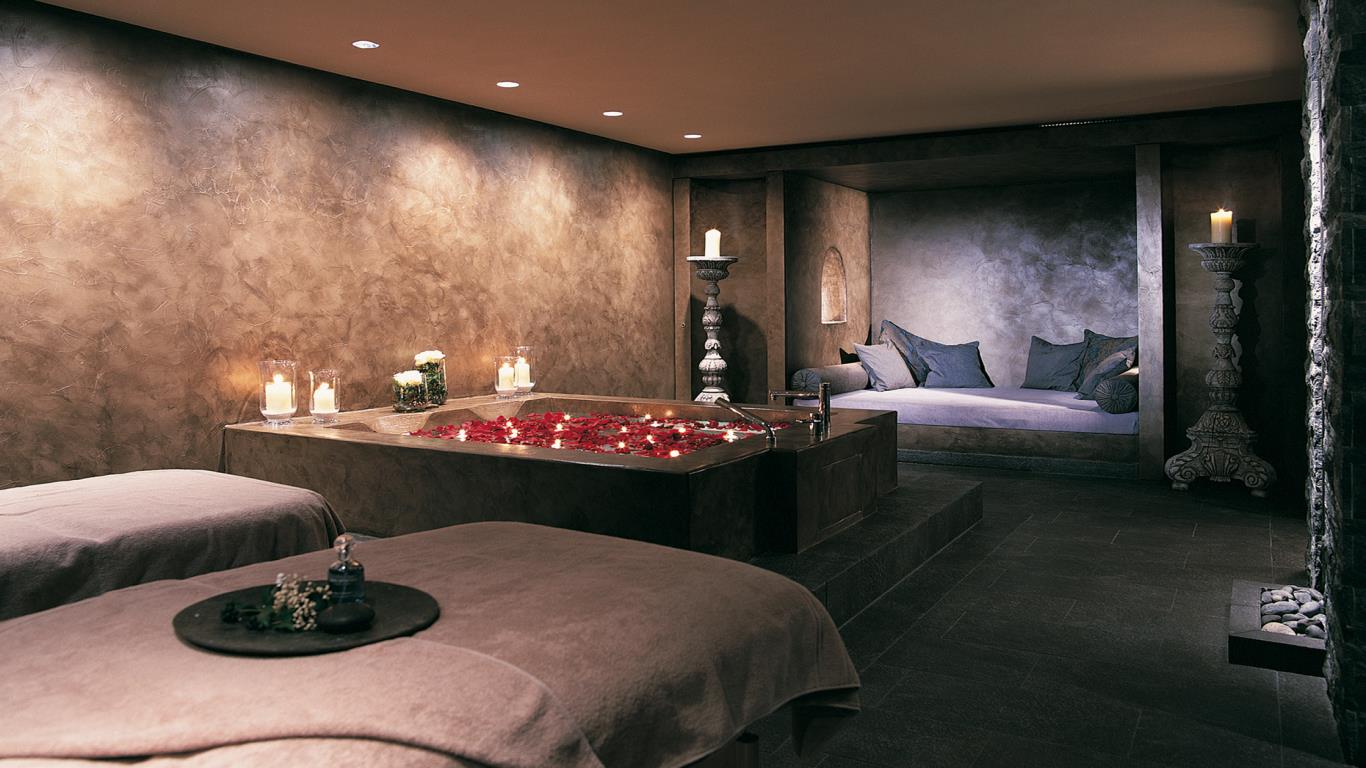 Private spa suite